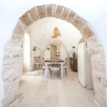 Trullo Siamese * Alberobello